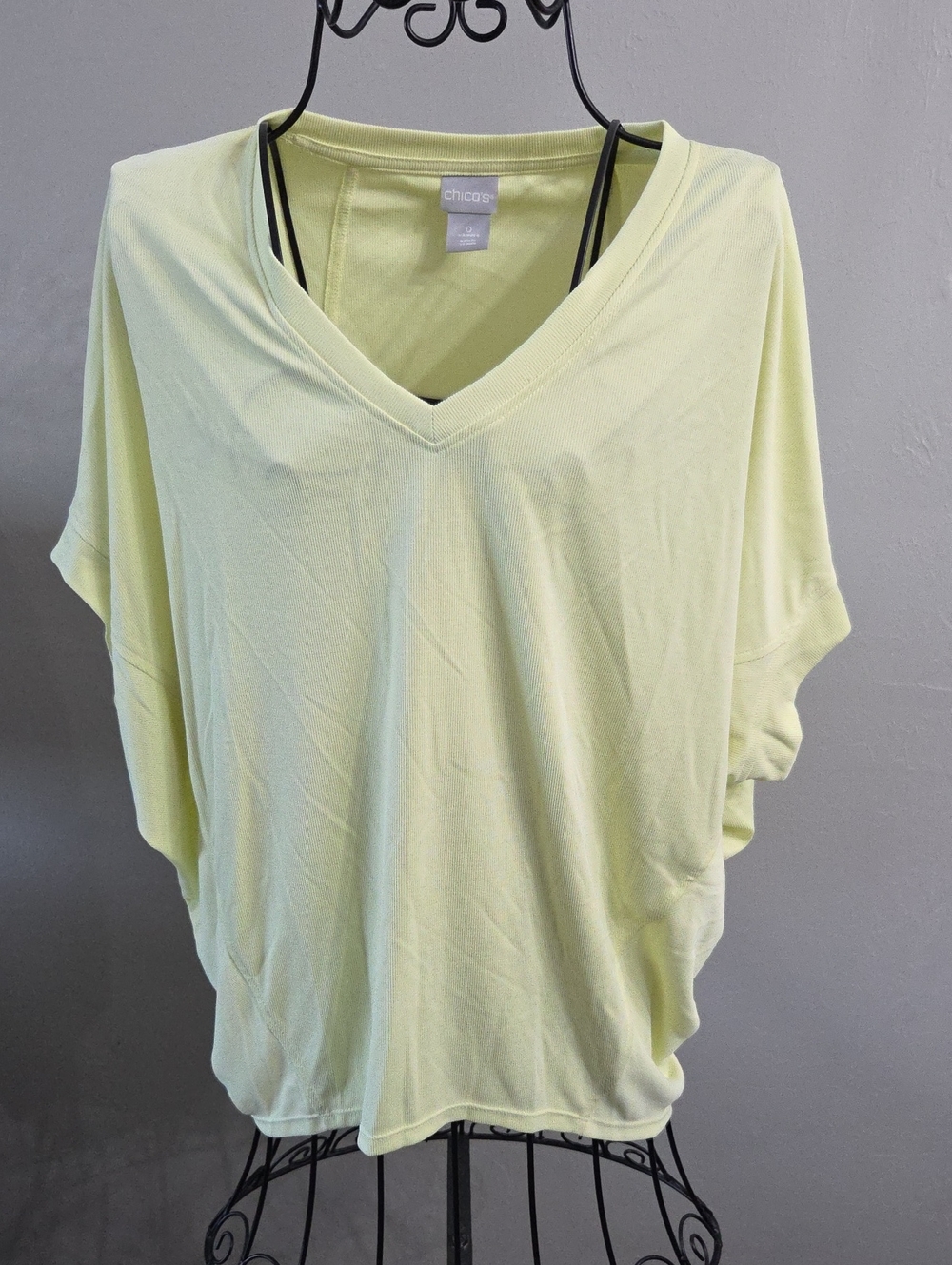 Chico's Pale Yellow V-Neck Dolman Sleeve Top